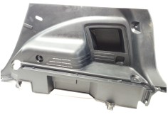Recambio de molduras traseras para hyundai ix35 comfort 2wd referencia OEM IAM 857412Y000   2