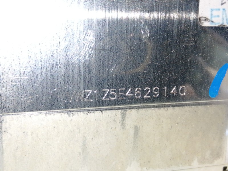 Recambio de sistema audio / radio cd para volkswagen polo (9n3) advance referencia OEM IAM 5930093251 5930093251 / 014VWZ1Z5E462