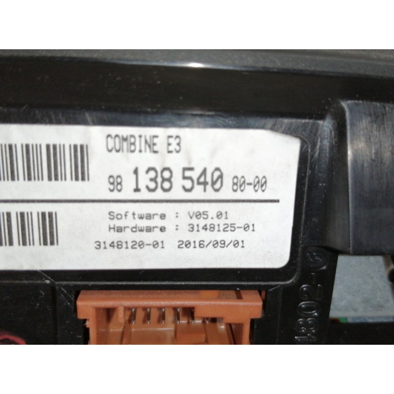 Recambio de cuadro instrumentos para citroën c4 cactus feel edition referencia OEM IAM 9813854080  