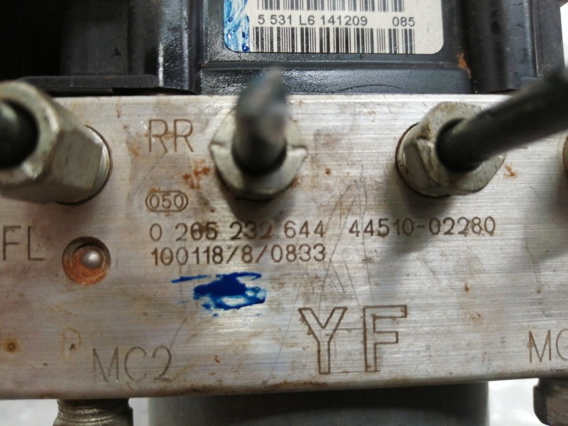 Recambio de abs para toyota auris ts referencia OEM IAM 4451002280  