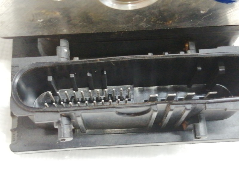 Recambio de abs para toyota auris ts referencia OEM IAM 4451002280  