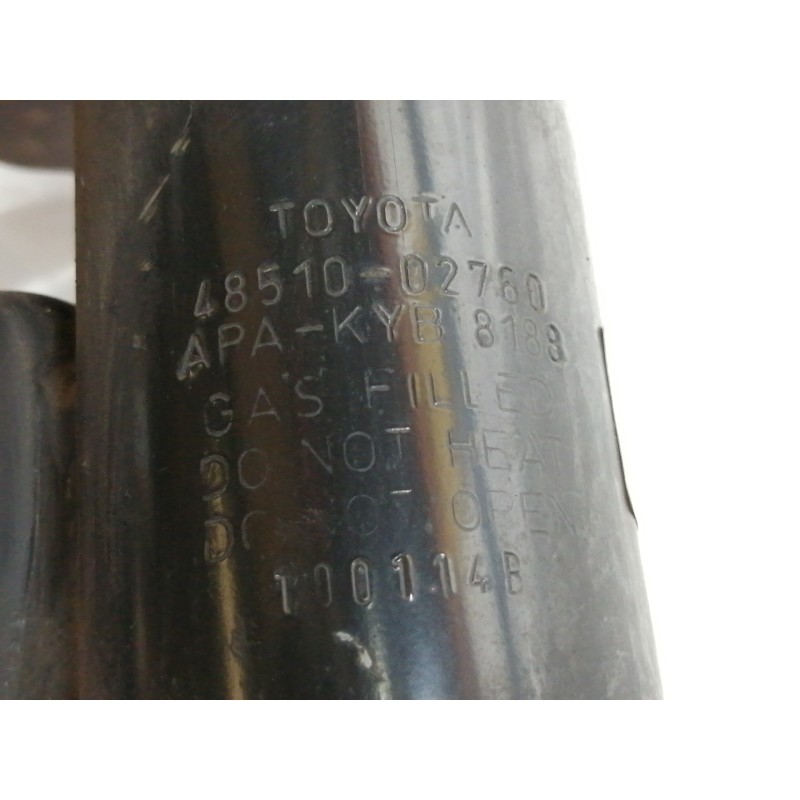 Recambio de amortiguador delantero derecho para toyota auris ts referencia OEM IAM 4851002760  