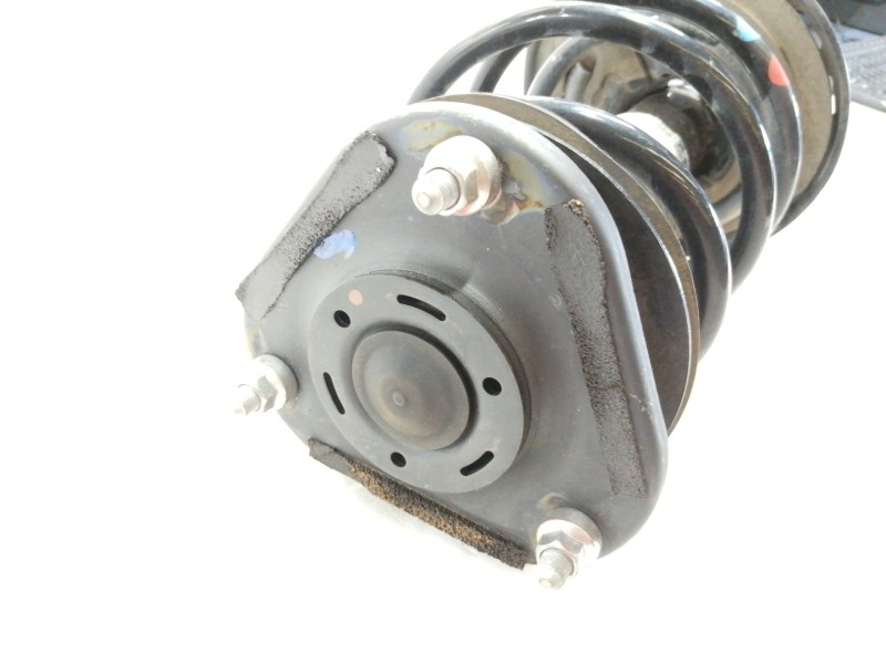 Recambio de amortiguador delantero izquierdo para toyota auris ts referencia OEM IAM 4852002760  