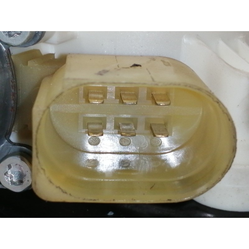 Recambio de elevalunas trasero derecho para bmw x5 (e70) 3.0d referencia OEM IAM 7137030S 974624100 6967262