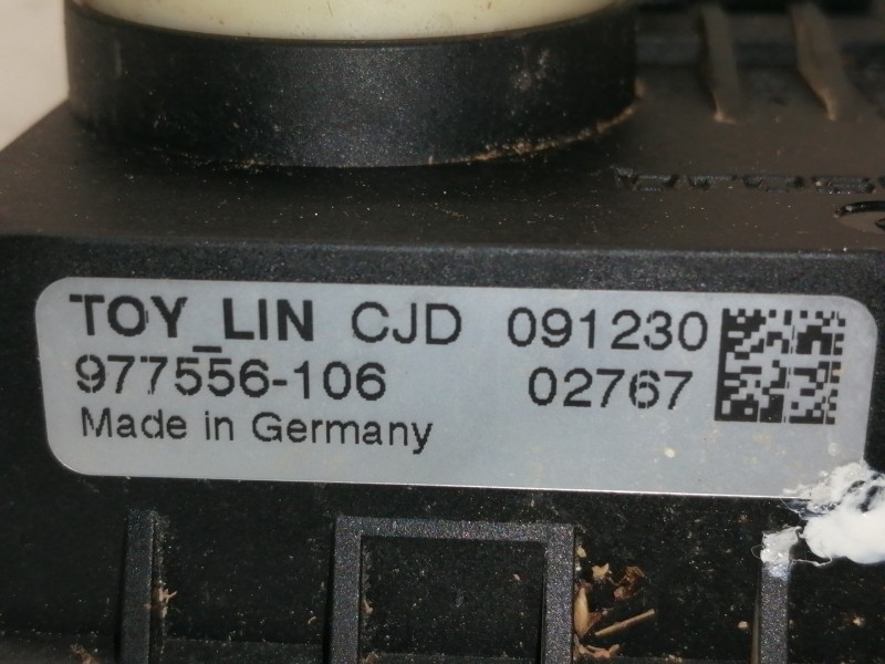 Recambio de elevalunas delantero derecho para toyota auris ts referencia OEM IAM 977556106  