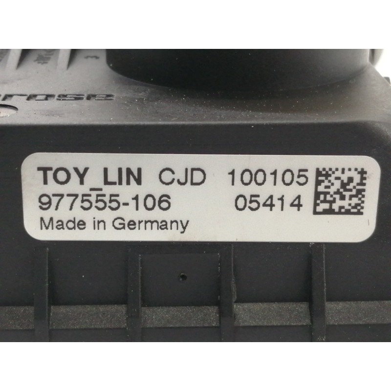 Recambio de elevalunas trasero derecho para toyota auris ts referencia OEM IAM 8570202020 AV2621004360 977555106