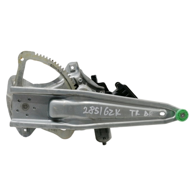 Recambio de elevalunas trasero derecho para toyota auris ts referencia OEM IAM 8570202020 AV2621004360 977555106