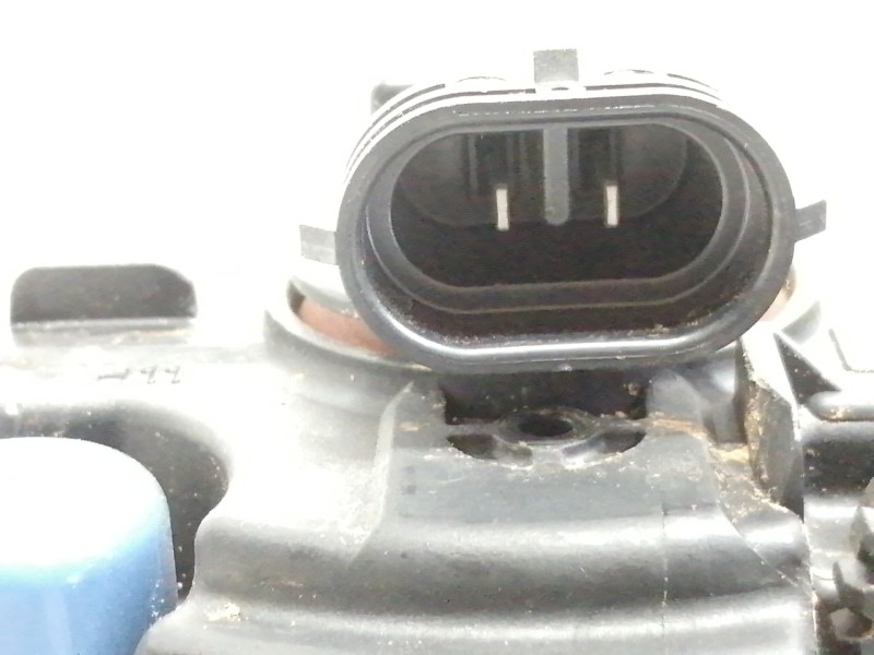 Recambio de faro antiniebla izquierdo para toyota auris ts referencia OEM IAM 89210657  