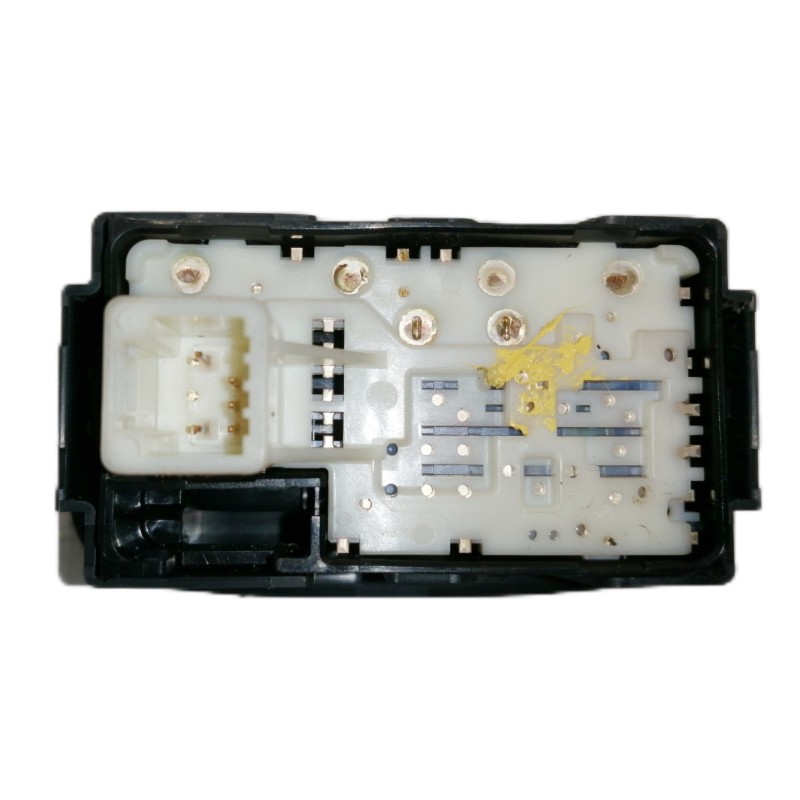 Recambio de mando elevalunas trasero derecho para toyota auris ts referencia OEM IAM   