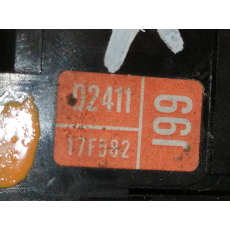 Recambio de mando limpia para toyota auris ts referencia OEM IAM 0241117F582  