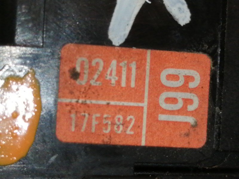 Recambio de mando limpia para toyota auris ts referencia OEM IAM 0241117F582  