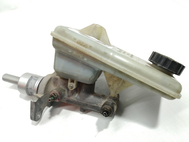 Recambio de bomba freno para renault trafic caja cerrada (ab 4.01) l1h1 2,90t caja cerrada, corto referencia OEM IAM 320670082  