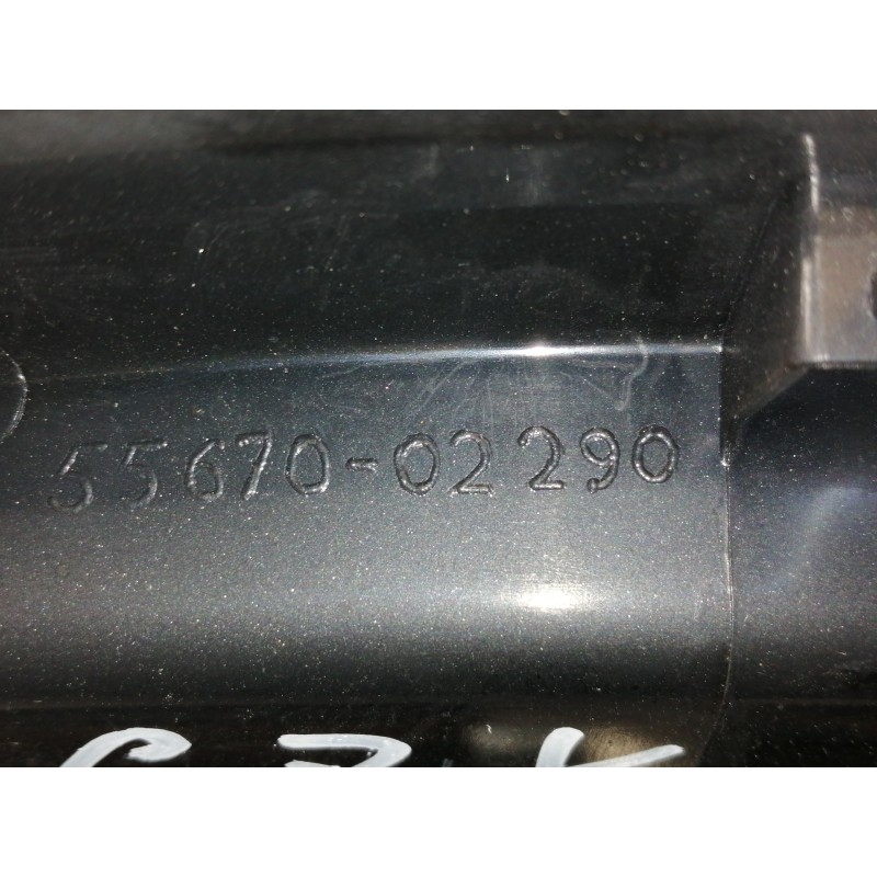 Recambio de rejilla aireadora para toyota auris ts referencia OEM IAM 5567002130  