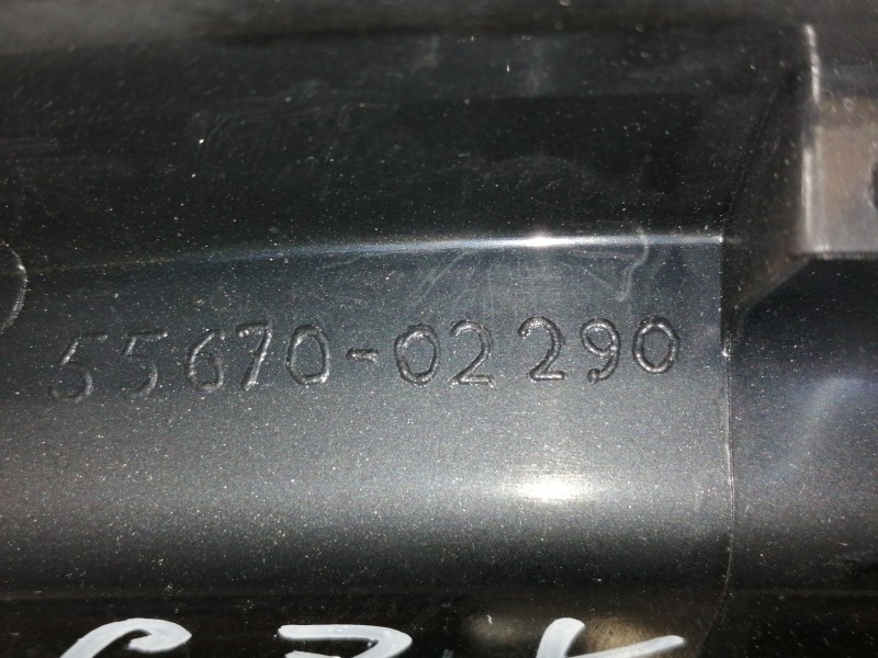 Recambio de rejilla aireadora para toyota auris ts referencia OEM IAM 5567002130  