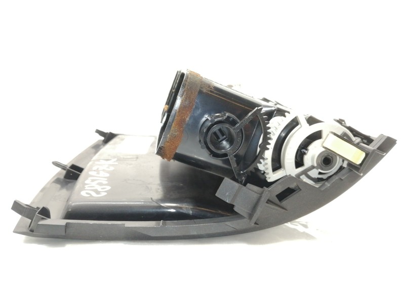 Recambio de rejilla aireadora para toyota auris ts referencia OEM IAM 5567002130  