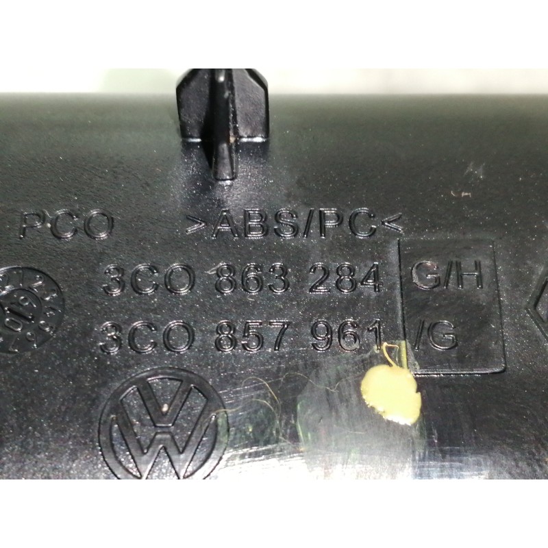 Recambio de cenicero para volkswagen passat berlina (3c2) edition referencia OEM IAM 3C0863284  