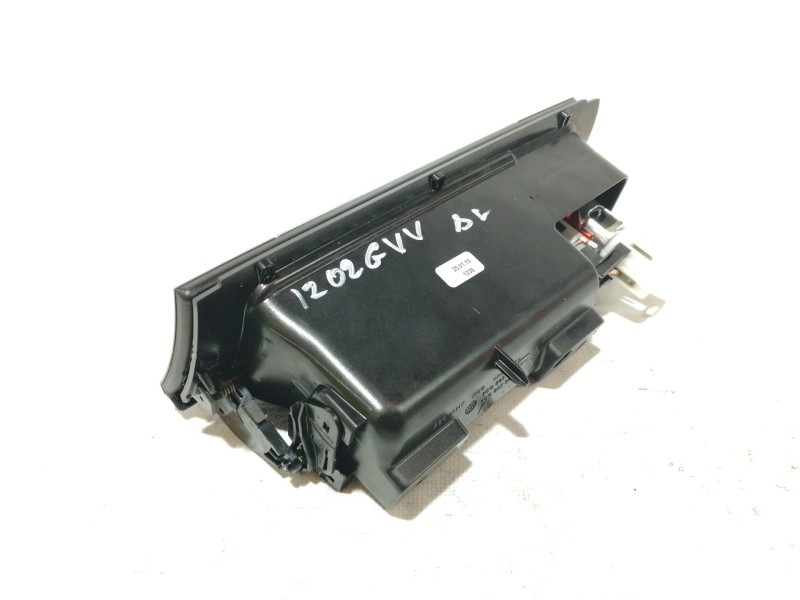 Recambio de cenicero para volkswagen passat berlina (3c2) edition referencia OEM IAM 3C0863284  