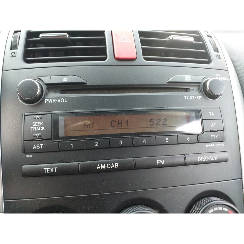 Recambio de sistema audio / radio cd para toyota auris ts referencia OEM IAM 8612002A50  