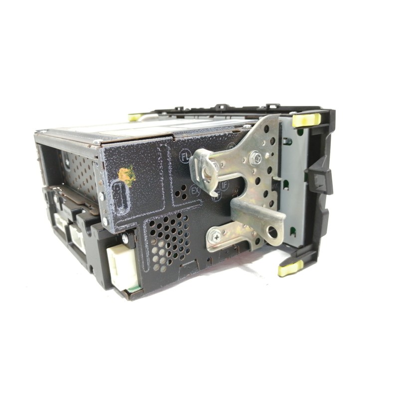 Recambio de sistema audio / radio cd para toyota auris ts referencia OEM IAM 8612002A50  