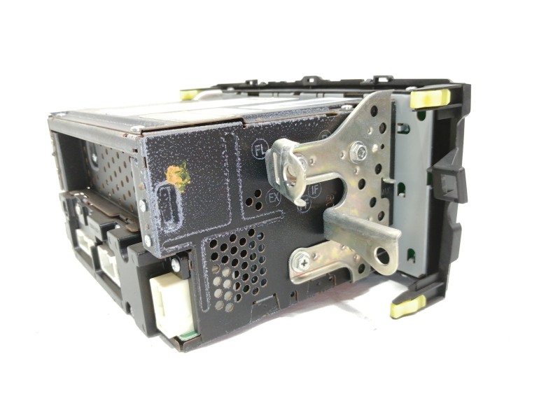 Recambio de sistema audio / radio cd para toyota auris ts referencia OEM IAM 8612002A50  
