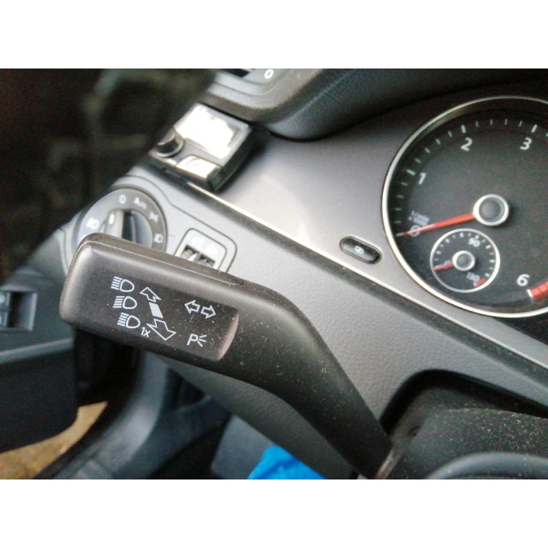 Recambio de mando multifuncion para volkswagen passat berlina (3c2) edition referencia OEM IAM 3C5953501BN  