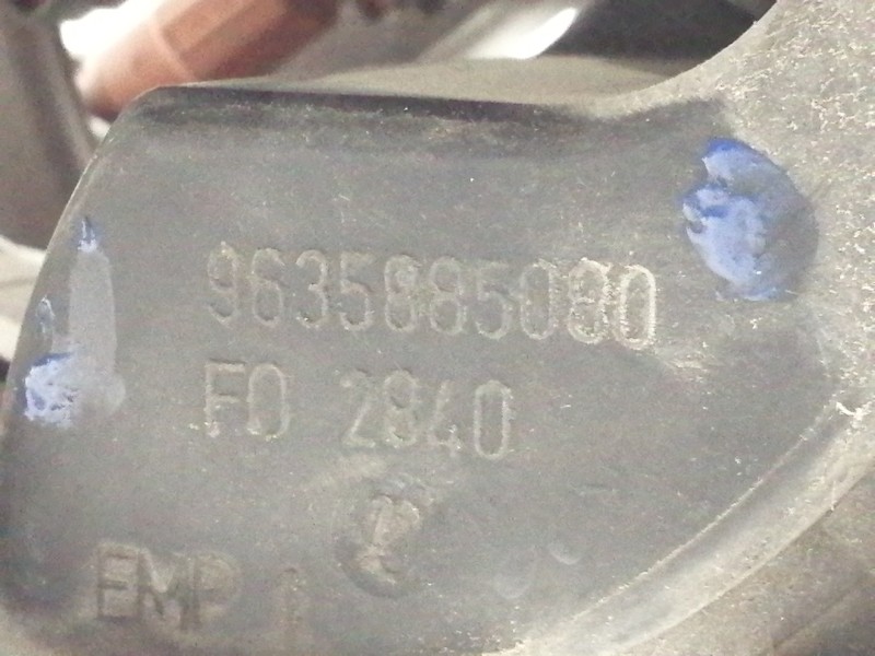 Recambio de colector admision para peugeot 307 (s1) xr referencia OEM IAM 9635885080  