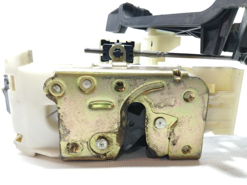 Recambio de cerradura puerta trasera izquierda para ford mondeo berlina (ge) ghia referencia OEM IAM XS41A26413CG  