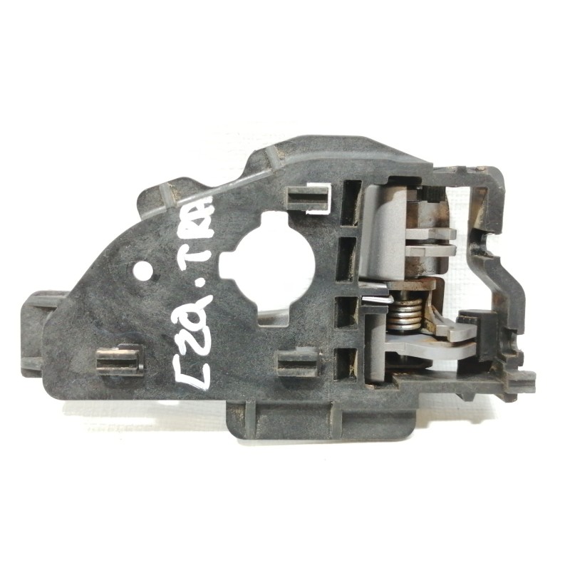 Recambio de maneta interior trasera izquierda para hyundai ix35 comfort 2wd referencia OEM IAM 826132S000  