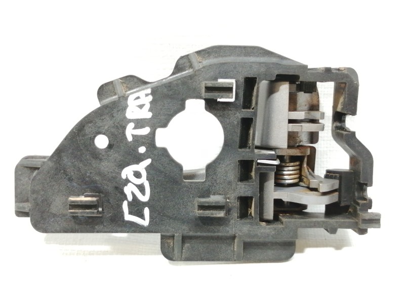 Recambio de maneta interior trasera izquierda para hyundai ix35 comfort 2wd referencia OEM IAM 826132S000  