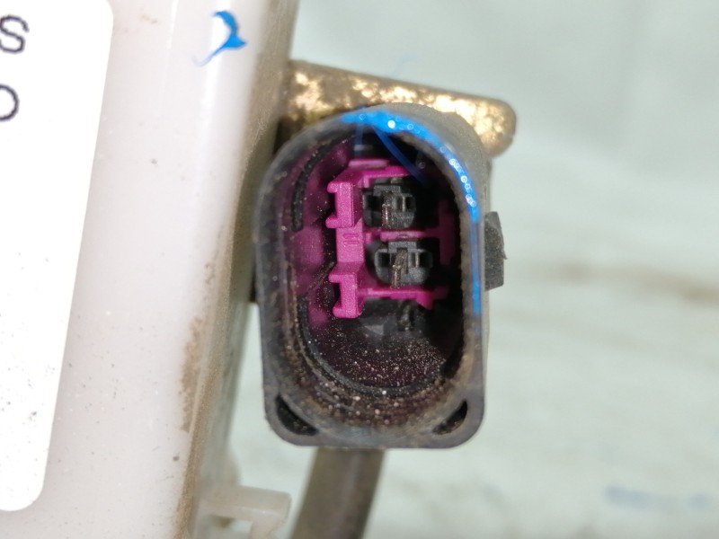 Recambio de cerradura puerta delantera derecha para seat ibiza (6k1) 1.4 referencia OEM IAM 6K4837016D  