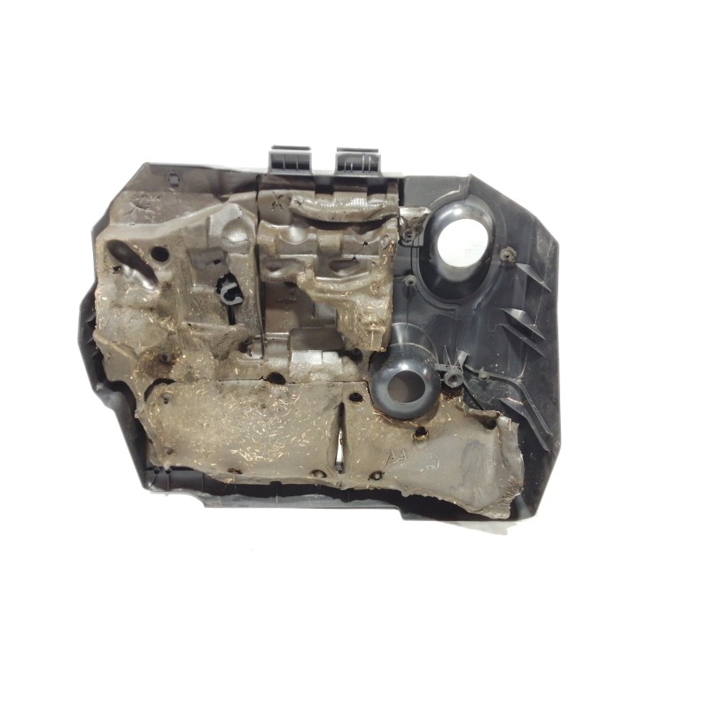 Recambio de tapa motor para toyota auris ts referencia OEM IAM   