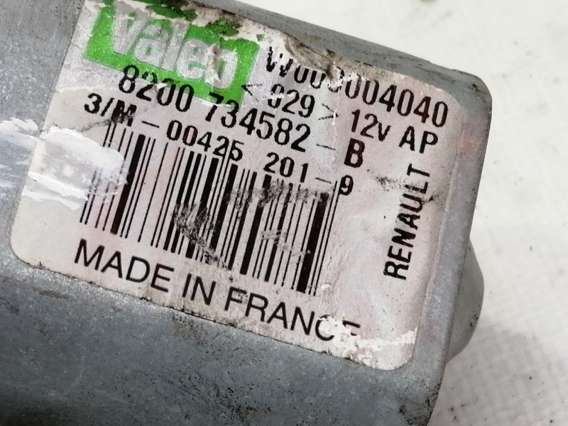 Recambio de motor limpia trasero para dacia sandero ambiance referencia OEM IAM 8200734582  