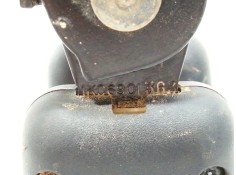 Recambio de enganche cinturon trasero central para hyundai ix35 comfort 2wd referencia OEM IAM 1K06901363   2