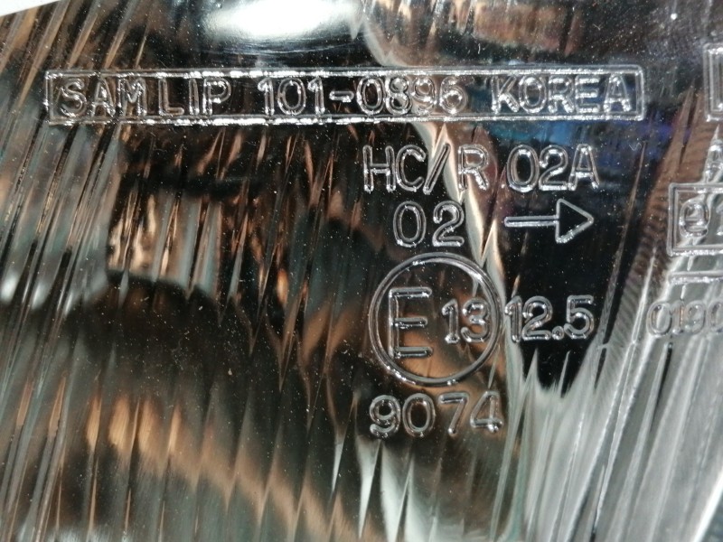 Recambio de faro izquierdo para hyundai accent (x3) 1.3 gls automático referencia OEM IAM 1010896  