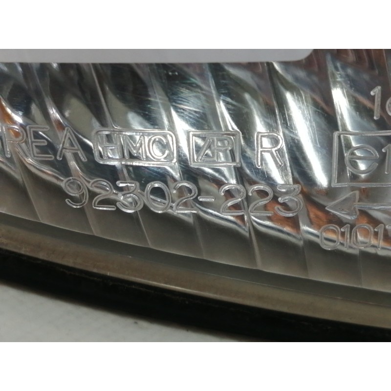 Recambio de piloto delantero derecho para hyundai accent (x3) 1.3 gls automático referencia OEM IAM 92302223  