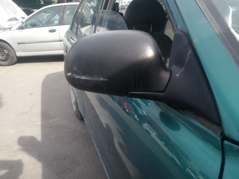 Recambio de retrovisor derecho para hyundai accent (x3) 1.3 gls automático referencia OEM IAM 022061  