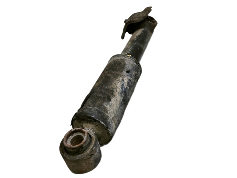 Recambio de amortiguador trasero izquierdo para kia sorento emotion 4wd referencia OEM IAM 553102P200  