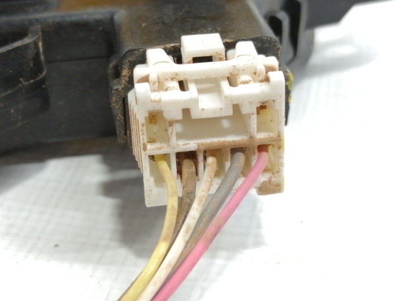 Recambio de motor apertura trampillas climatizador para hyundai ix35 comfort 2wd referencia OEM IAM D267AP9AA02  FRONTAL IZQUIER