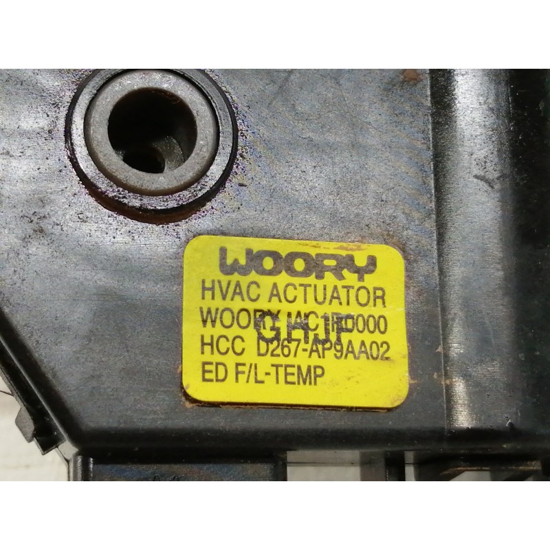 Recambio de motor apertura trampillas climatizador para hyundai ix35 comfort 2wd referencia OEM IAM D267AP9AA02  FRONTAL IZQUIER