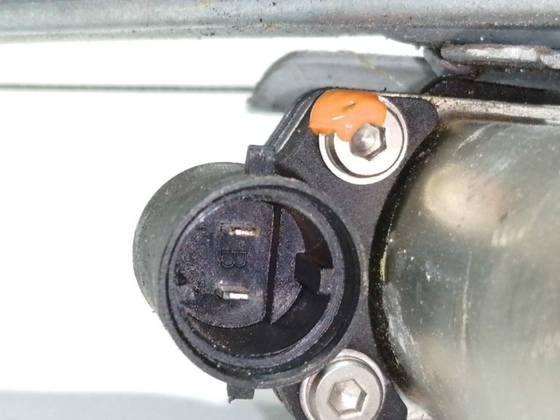 Recambio de elevalunas delantero izquierdo para dacia sandero ambiance referencia OEM IAM 8200733829  