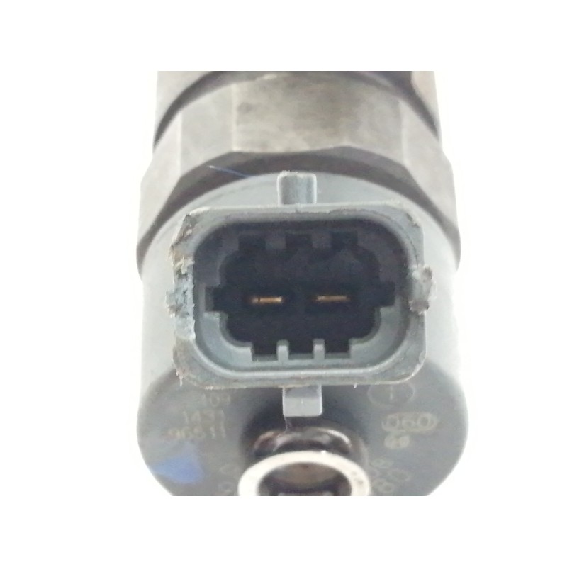 Recambio de inyector para citroën berlingo first combi 1,6 hdi 75 x referencia OEM IAM 0445110008  