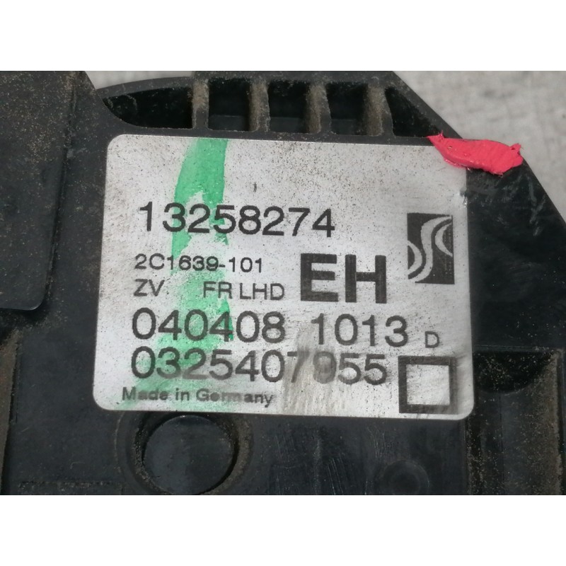 Recambio de cerradura puerta delantera derecha para opel corsa d innovation referencia OEM IAM 13258274  