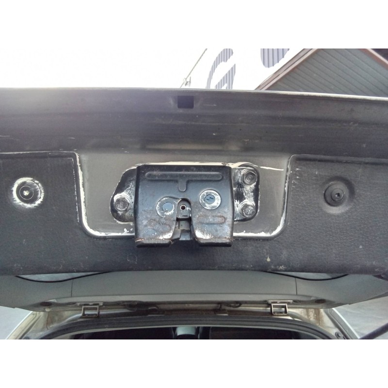 Recambio de cerradura maletero / porton para kia sorento emotion 4wd referencia OEM IAM   
