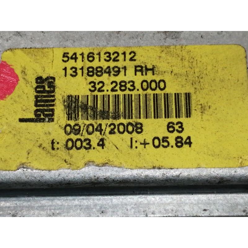 Recambio de elevalunas delantero derecho para opel corsa d innovation referencia OEM IAM 541613212  