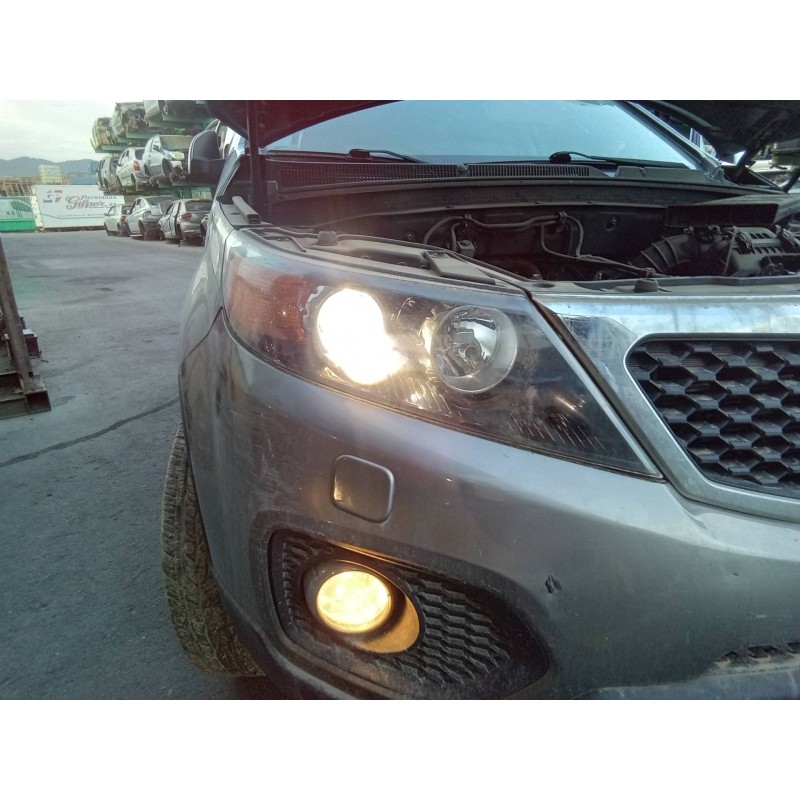 Recambio de faro derecho para kia sorento emotion 4wd referencia OEM IAM R009G07157C 921022P110 10EEG071245