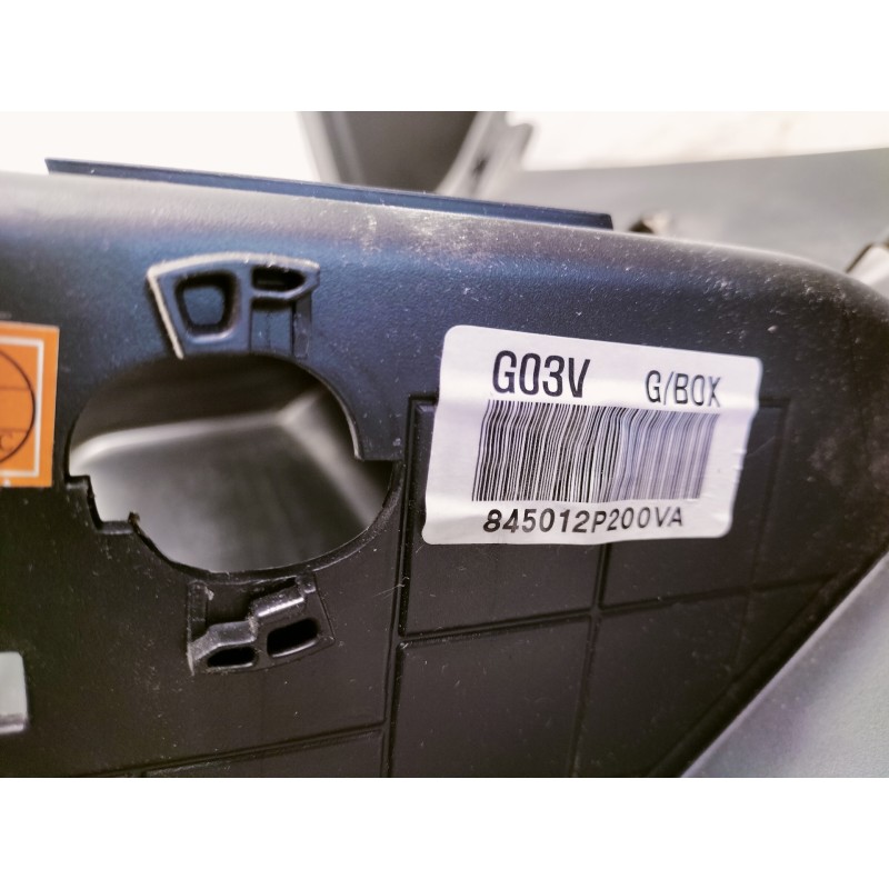 Recambio de guantera para kia sorento emotion 4wd referencia OEM IAM 845012P200VA 84511 11200 