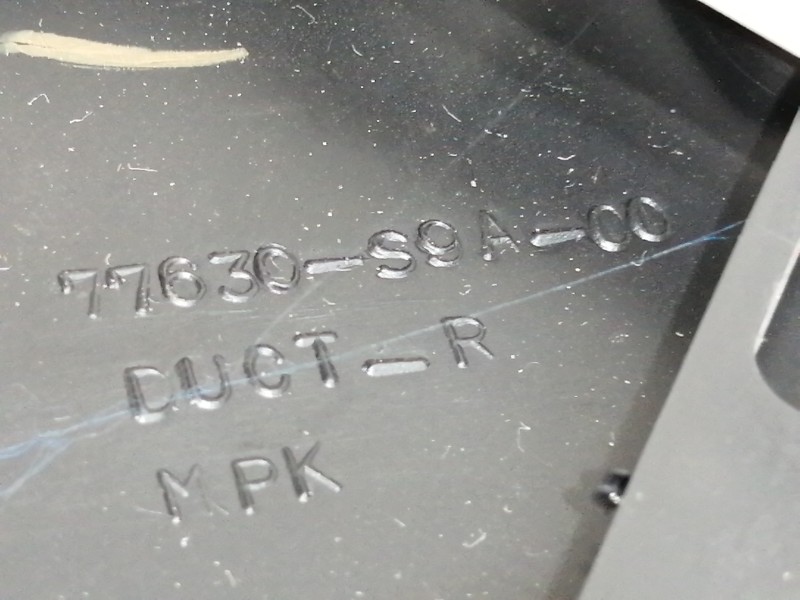 Recambio de rejilla aireadora para honda cr-v (rd8) es referencia OEM IAM 77630S9A00  