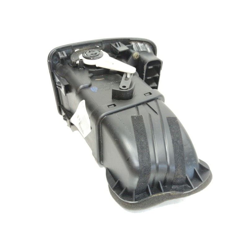 Recambio de rejilla aireadora para honda cr-v (rd8) es referencia OEM IAM 77630S9A00  