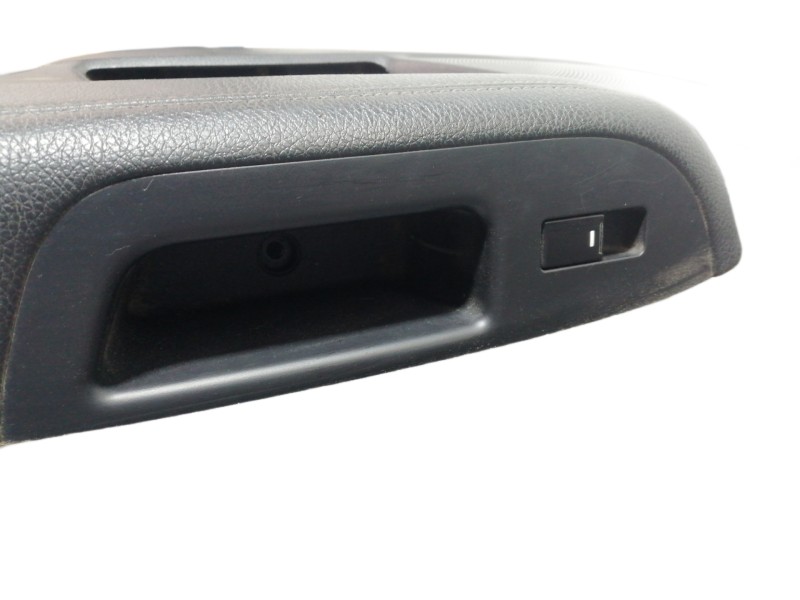 Recambio de guarnecido puerta trasera derecha para kia sorento emotion 4wd referencia OEM IAM 833202P000 833802P000 