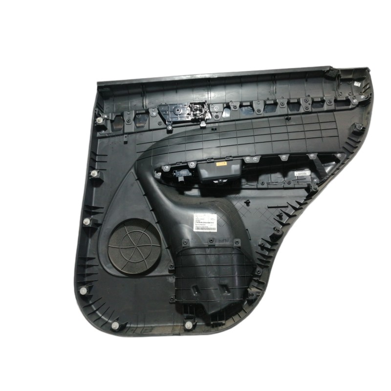Recambio de guarnecido puerta trasera izquierda para kia sorento emotion 4wd referencia OEM IAM 833102P000 833702P000 